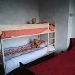 Entre Mures Et Chataignes Pensionat 3*
